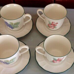 Set of 4 cups & Saucers by Noritake Discontinued Market Day Pattern